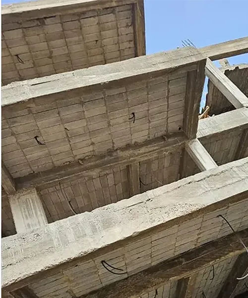 Ossature d'une R*4 a Ouagadougou 2000 pour dun client de la diapora en Europe.